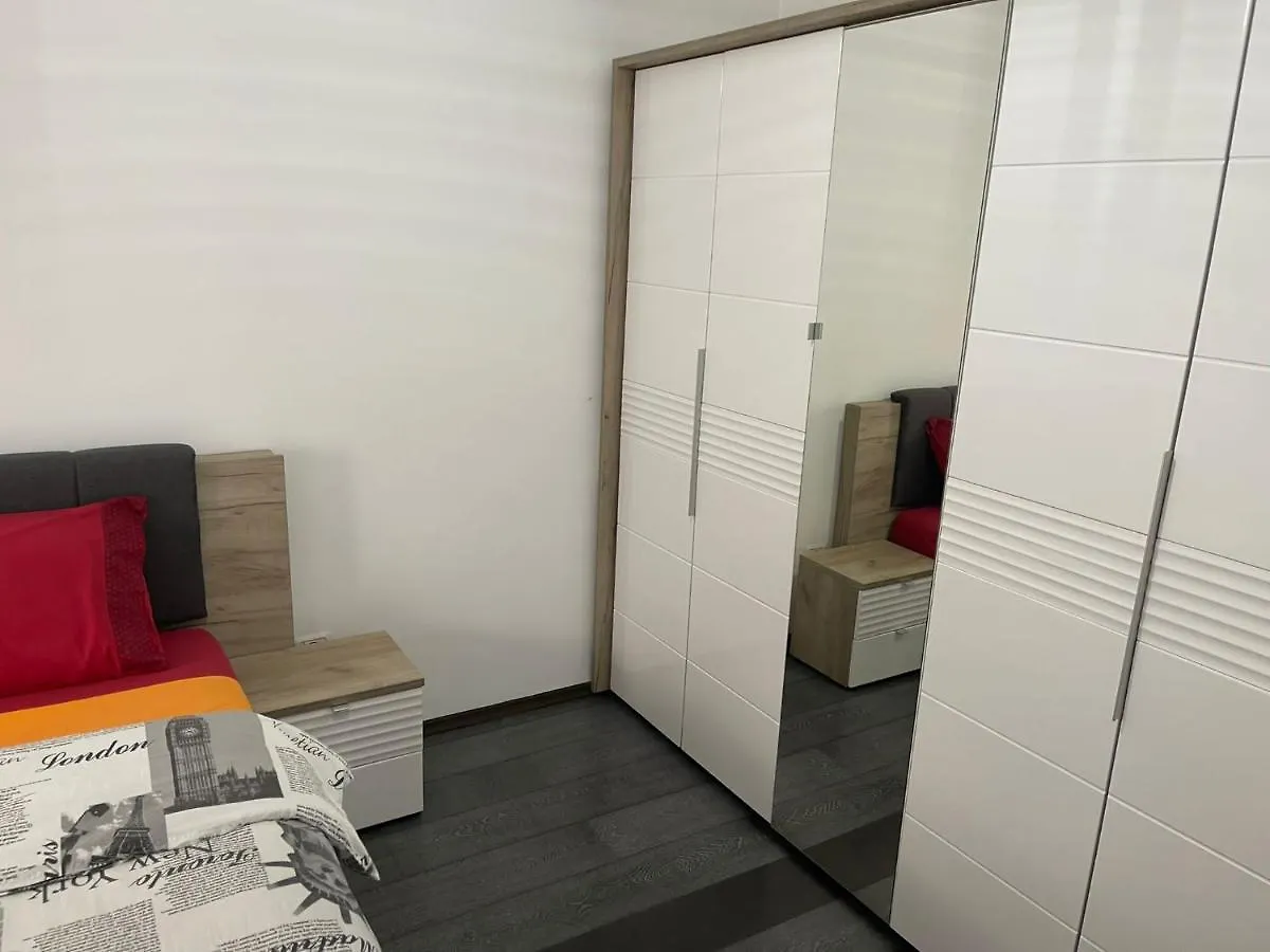 Giurgiului Apartament Bucureşti 0*,  România